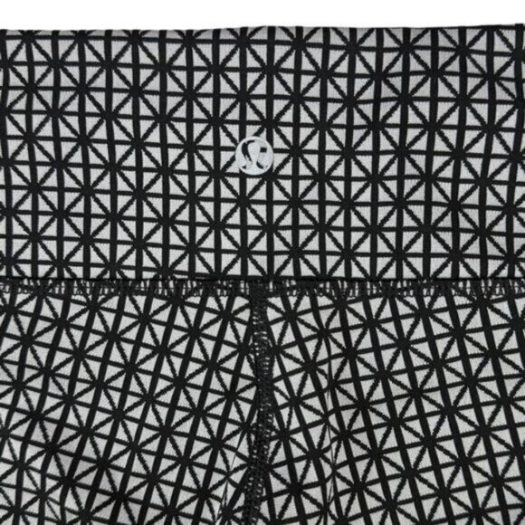 LULULEMON Wunder Under Pant In Tri Geo Silver Spoon Black Size 6 - Picture 7 of 8